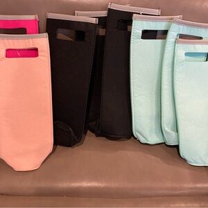 8 NEW sturdy wine botttle gift bags w/handles